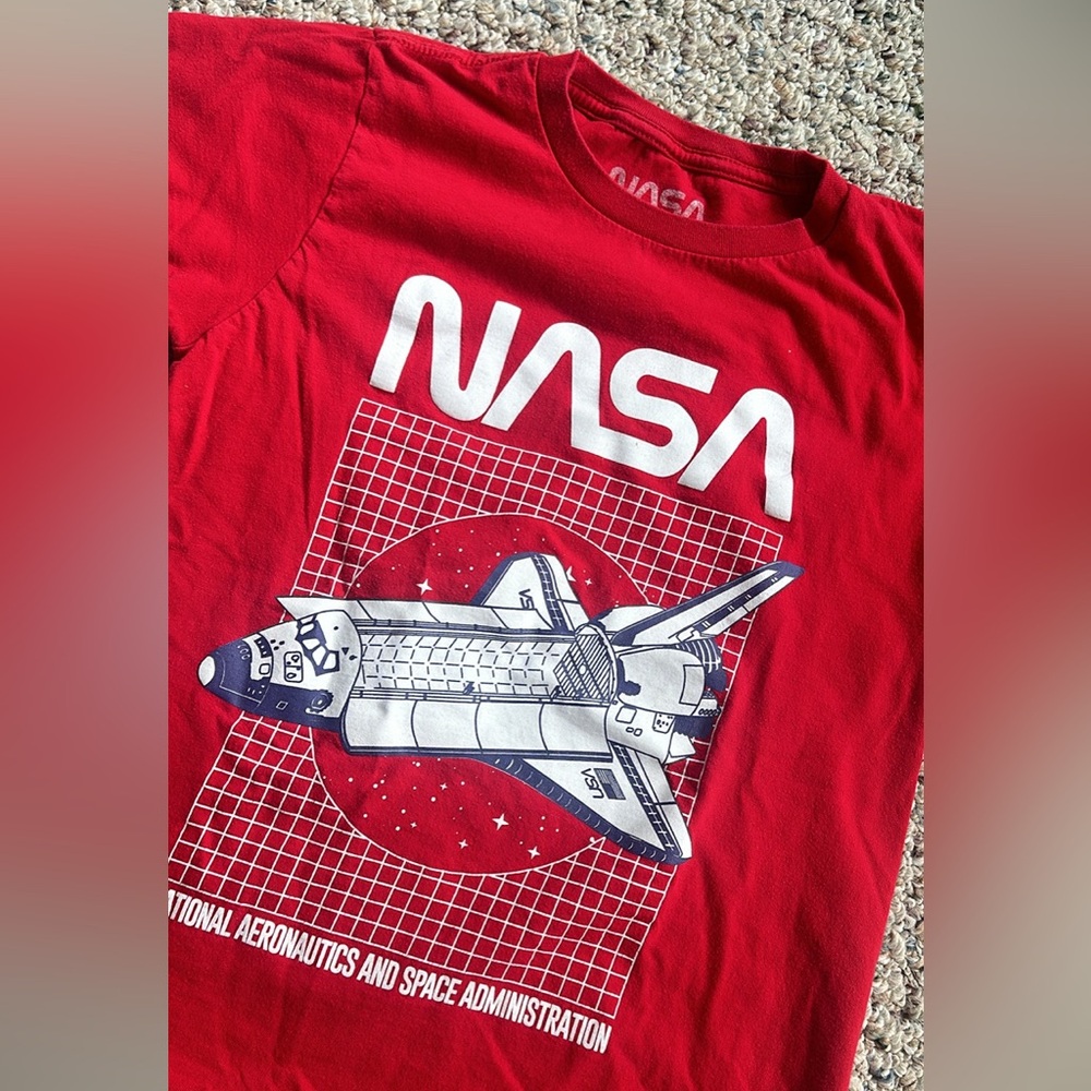 NASA kids medium 8/10 red tshirt tee
